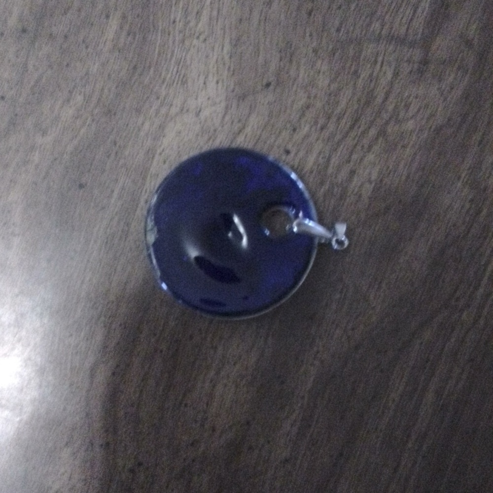 Beautiful ladies pendant - Picture 2 of 3